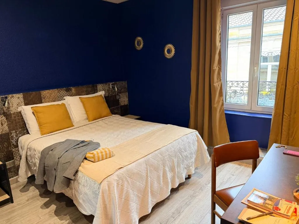 Chambre double — hôtel centre de Montpellier